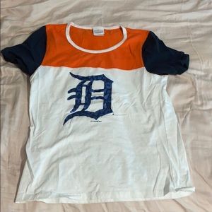 Detroit Tigers shirt